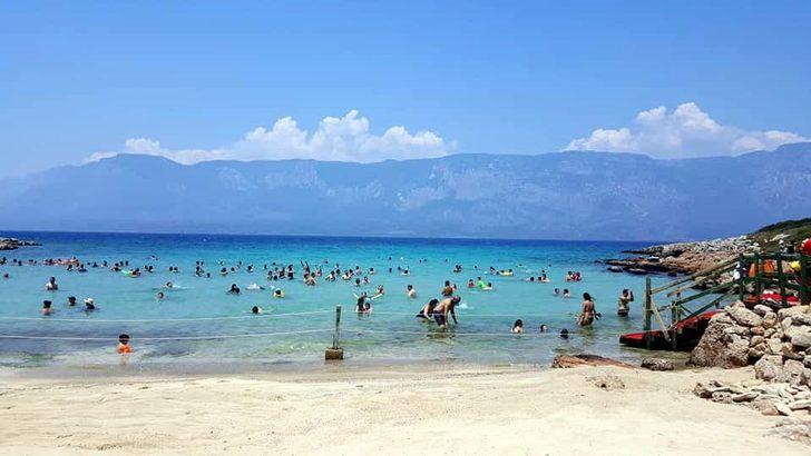 Sedir (Kleopatra) Adası'na gelenler içeri terlik dahi sokamıyor G5