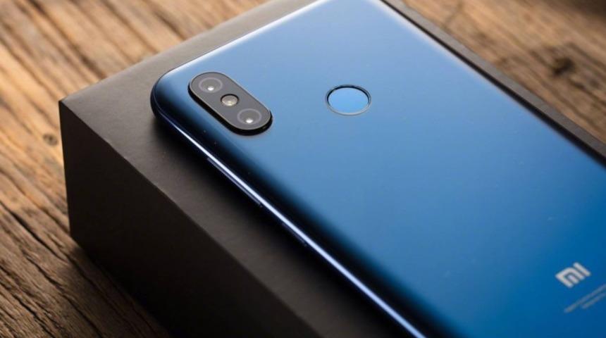 Xiaomi Mi 8 satışa &ccedil;ıktı!