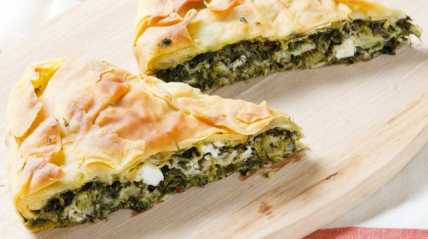 Sabah öğle akşam hiç fark etmez! Her an her öğün  yemek için can atacağınız 10 börek tarifi