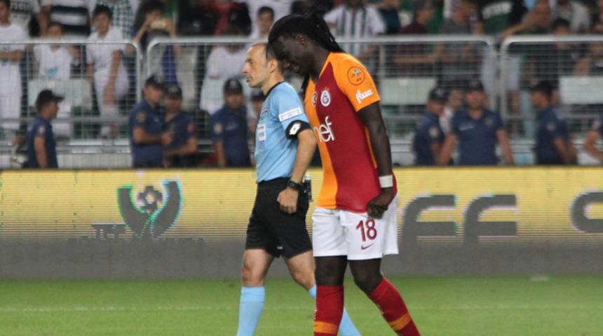  Galatasaray'da Bafetimbi Gomis krizi