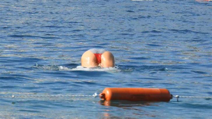 40 yaşındaki Emine Ün mankenlere taş çıkardı G5