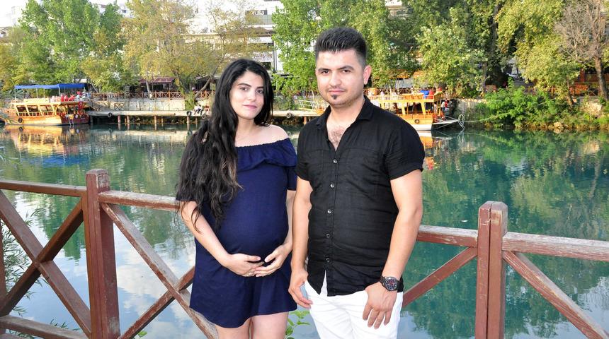 Muhtar, 8 aylık hamile kadın ile eşine kabusu yaşattı!