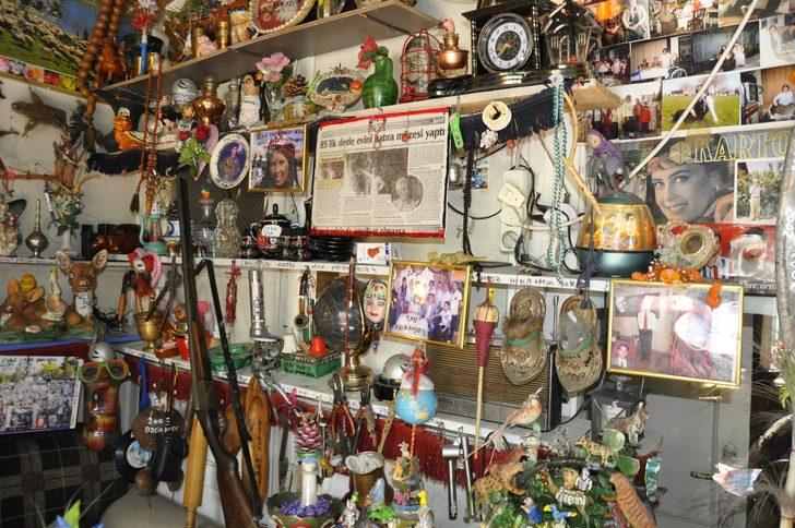 54 yıllık birikimini hatıra müzesine çevirdi G4