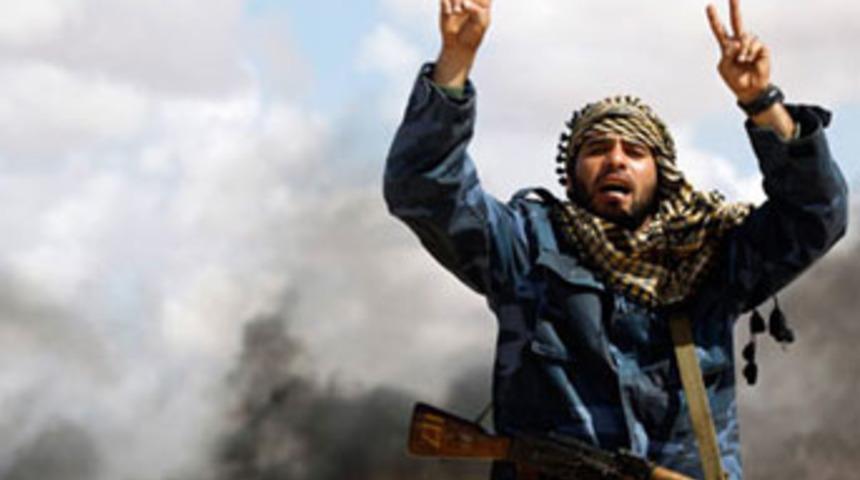 Kaddafi’nin hayat hikayesi