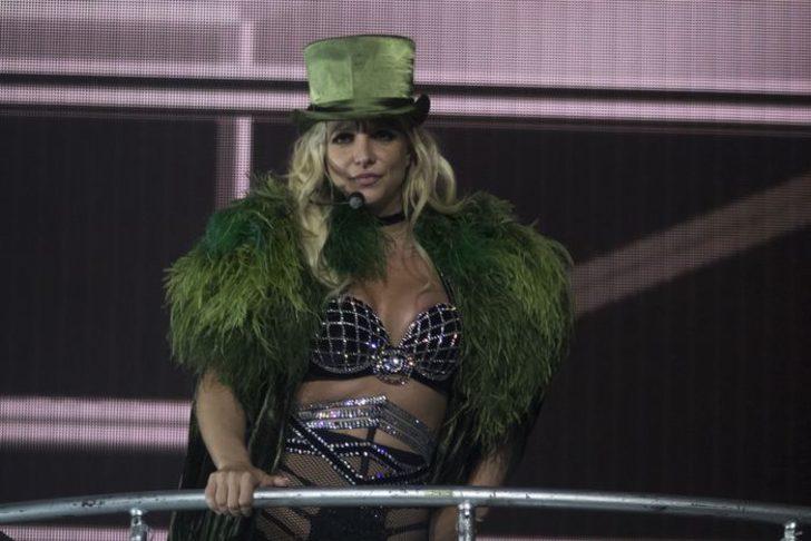 Birtney Spears'tan nefes kesen direk dans şovu G1