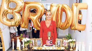 Bengü'ye kuliste sürpriz parti!