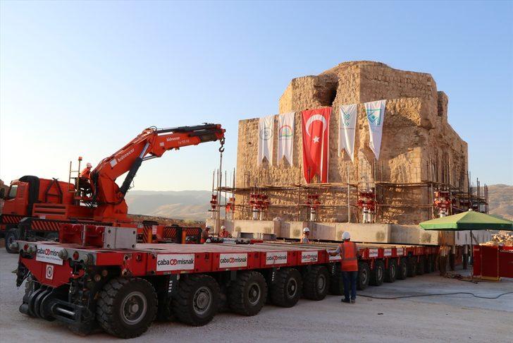 Tarihi Artuklu Hamamı yerine indiriliyor G5