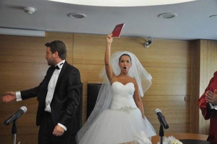 Cüretkâr sahneler için çok çalışmış G3