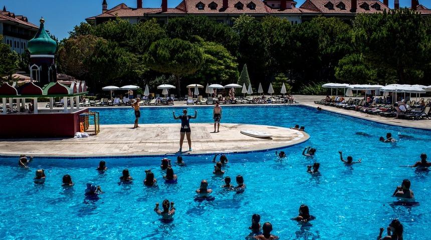 TL'de değer kaybıyla Antalya Mallorca'yı geçti