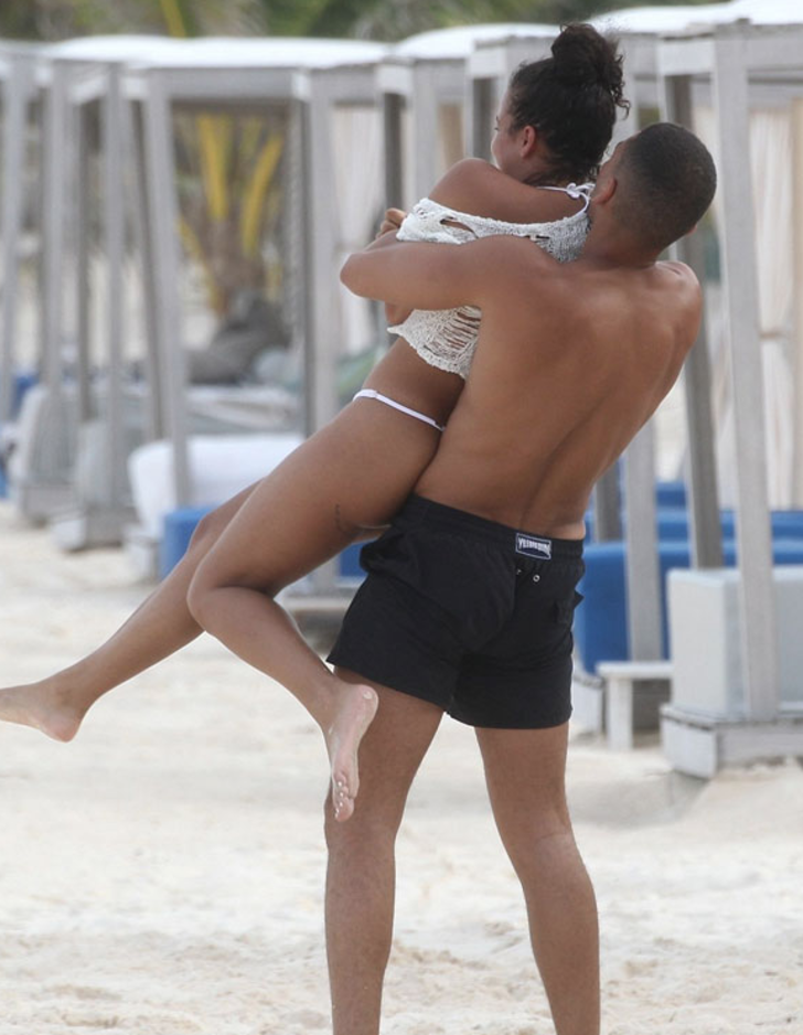 İhanet sonrası bomba yorum: Erkek erkeğe tatilinden güzel kareler  G4