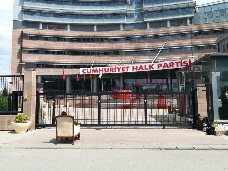 Bu kare CHP Genel Merkezi önünde çekildi! G2