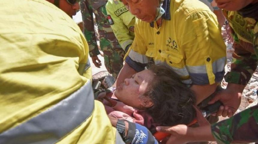 Endonezya'da korkunç bilanço açıklandı: 347 ölü!