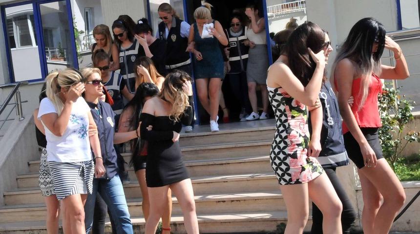 Polis, adliye memuru, belediye çalışanı... Başkentte 'masaj salonu' operasyonu