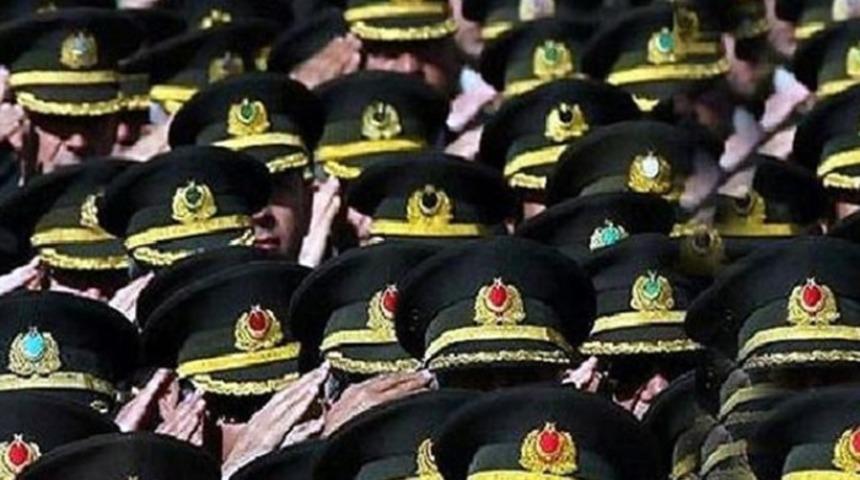 FETÖ kumpasından ordunun zirvesine... TSK'ya 20 komutan birden!