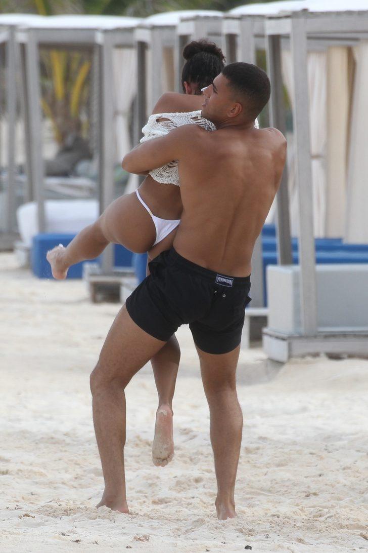 Şakalaşmanın böylesi! Bir anda arkasından yaklaşıp... G3