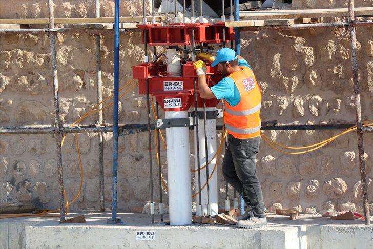 Artuklu Hamamı'nın zemine inmesine 80 cm kaldı! G2