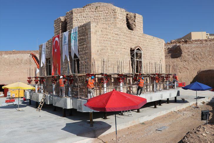 Artuklu Hamamı'nın zemine inmesine 80 cm kaldı! G3