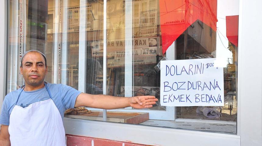 Cumhurbaşkanı Erdoğan'ın yastık altındaki dolarları  bozdurun çağrısına esnaflardan destek