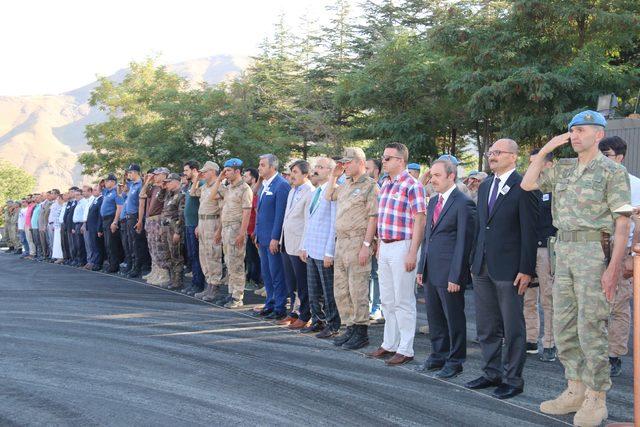 Çukurca'da üs bölgesine havanlı saldırı: 1 şehit, 5 yaralı (3)