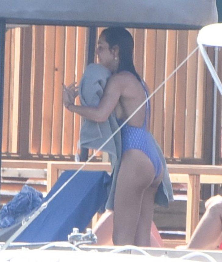 Arzum Onan fiziğiyle büyüledi G4