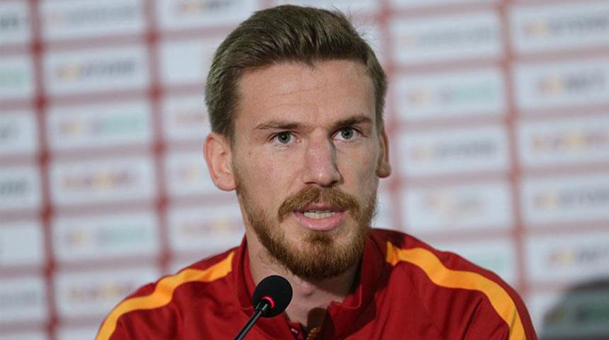 Stoke City Serdar Aziz'i istedi