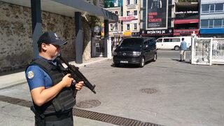 Bakan Albayrak Yeni Ekonomik Model toplantısı öncesi Dolmabahçe'de