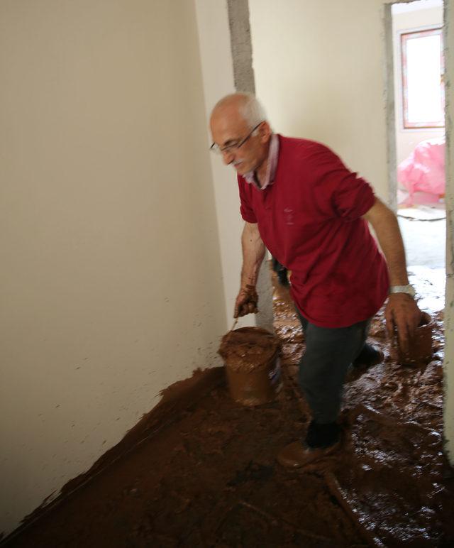 Rize'de sel: 1 ev çöktü, 22 ev boşaltıldı, mahsur kalanlar kurtarıldı (2) Yeniden