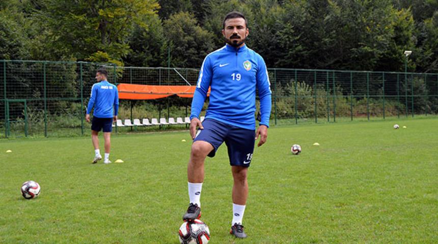 Trabzonsporlu eski futbolcu Barış Ataş Amed Sportif'e transfer oldu