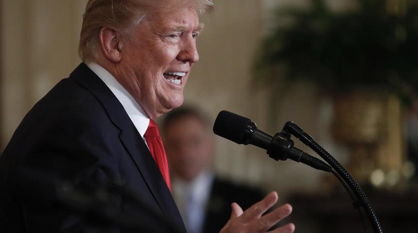 Trump'ı alarma geçiren not! Gökyüzünden düştü