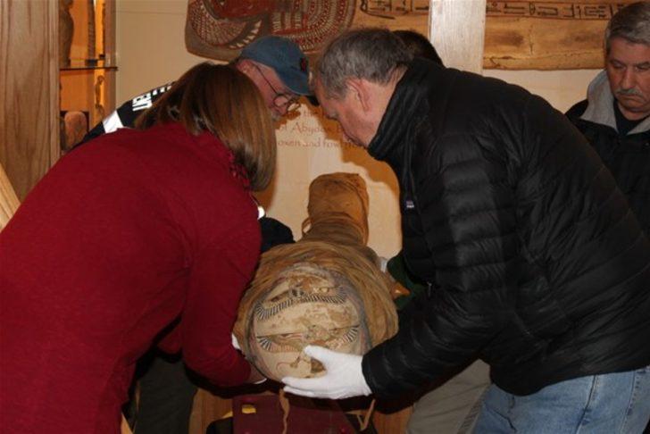 Mumyanın içindekiler şaşırttı  G2