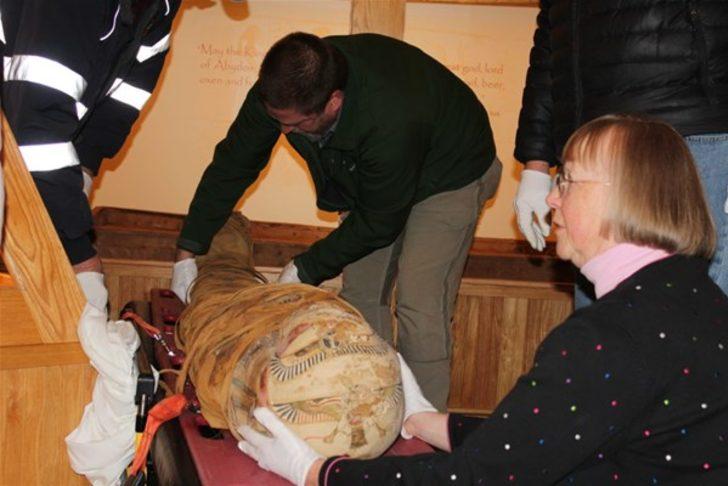 Mumyanın içindekiler şaşırttı  G3