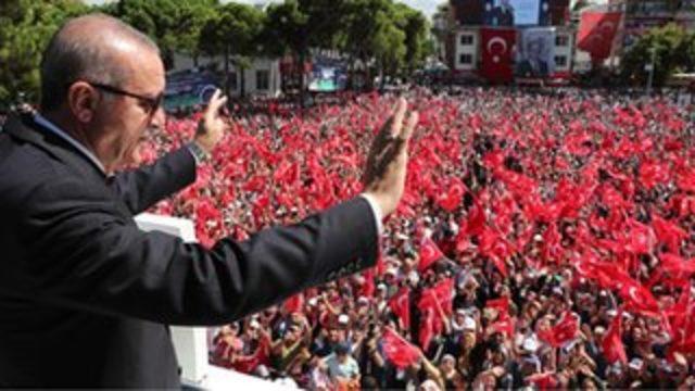 Cumhurbaşkanı Erdoğan: Mesele dolar, avro değil, bunlar ekonomik savaşın kurşunları, füzeleri