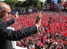 Cumhurbaşkanı Erdoğan: Mesele dolar, avro değil, bunlar ekonomik savaşın kurşunları, füzeleri