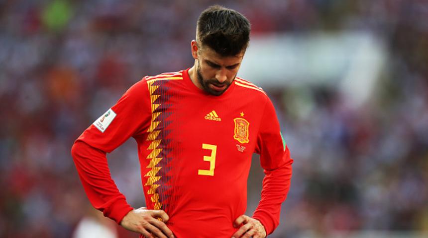 Gerard Pique, İspanya Milli Takımı'nı bıraktı