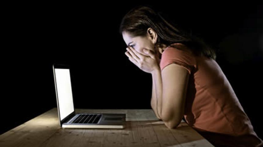 İnternete giren herkes risk altında! Bilgisayar korsanlarından 'sextortion' ile şantaj