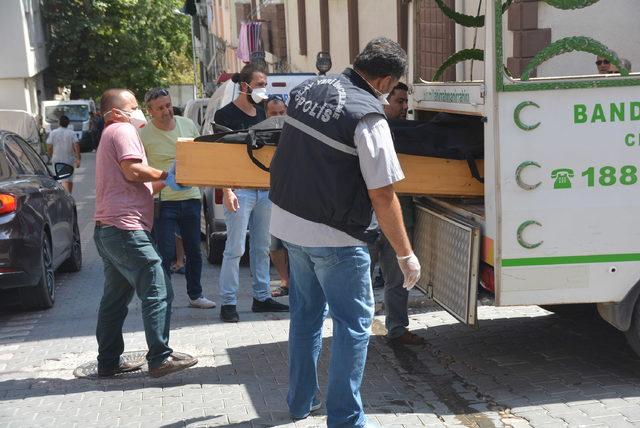 Cezaevinden izinli çıktı, nakliye aracında ölü bulundu