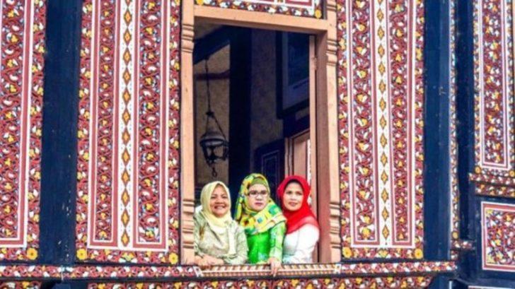 Şaka değil! Bu adada erkekler gelin oluyor G4