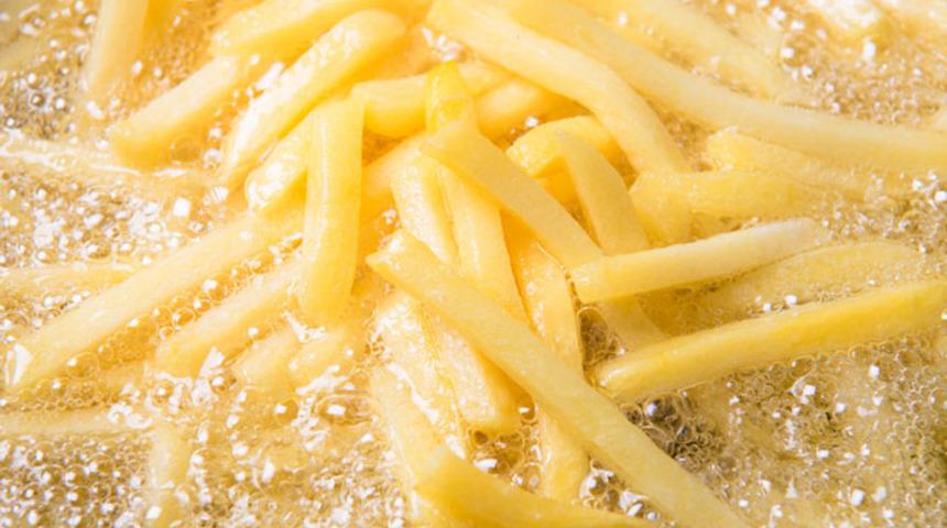 Ağız tadıyla yiyelim: Kızartma yaparken yiyeceklerin fazla yağ çekmemeleri için ne yapmalıyız?