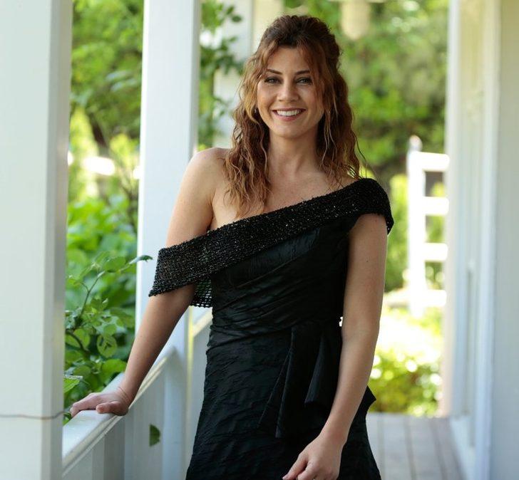 Gökçe Bahadır'a Yunan sevgili G1