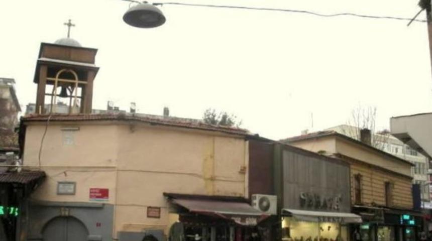 İstanbul'daki Ortodoks Kilisesi&rsquo;nde 9 metrelik kuyu gizemi