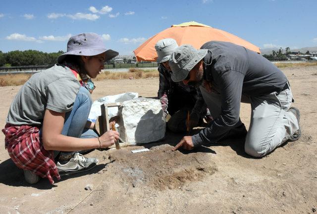 Van'da Urartuların ayak izine rastlandı