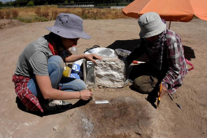 Van'da ortaya çıktı! Kimin ayak izi olduğuna inanamadılar G1
