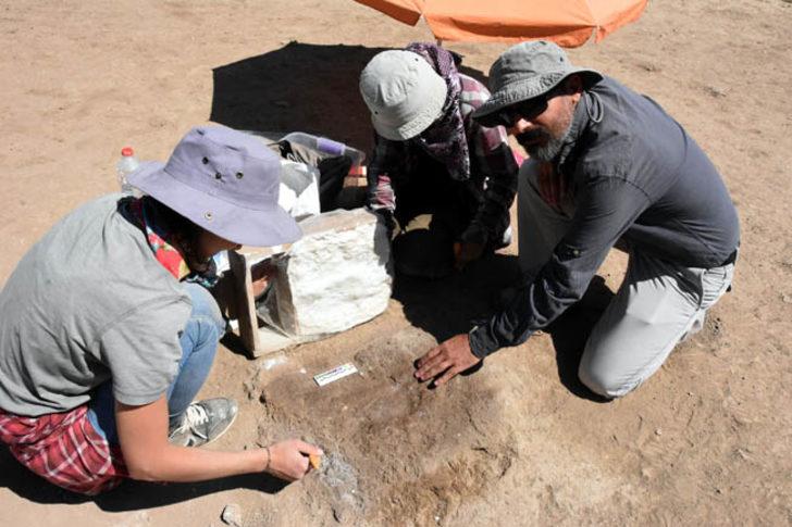 Van'da ortaya çıktı! Kimin ayak izi olduğuna inanamadılar G5