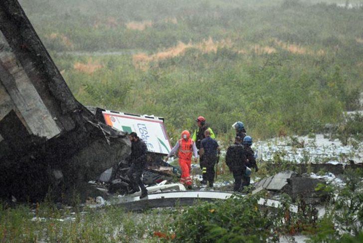 İtalya'da facia! Köprü çöktü, onlarca ölü var…  G4