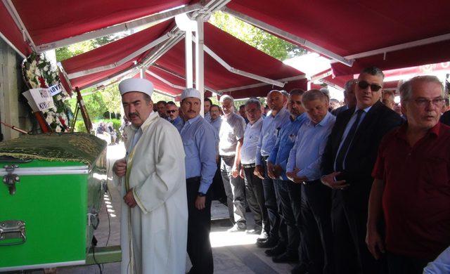Bandırma Liman Başkanı Ay, Eskişehir'de toprağa verildi