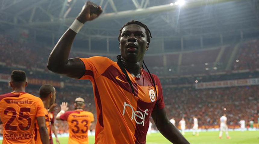 Galatasaray'da Gomis'in yerine Okaka geliyor