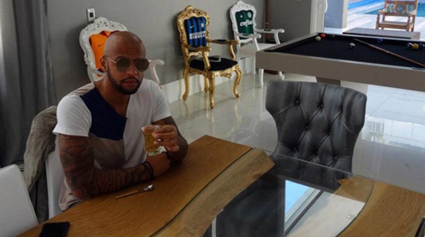 Felipe Melo'nun paylaşımı Fenerbah&ccedil;e taraftarını &ccedil;ıldırttı