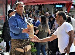Türk Lirası'nın değer kaybı iş piyasası ve gündelik yaşamı nasıl etkiledi?
