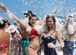 Antalya 8 milyon turisti geçti