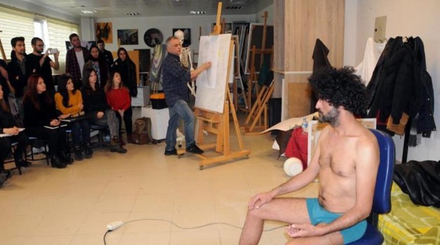 4 bin liraya oturarak çalışacak eleman aranıyor